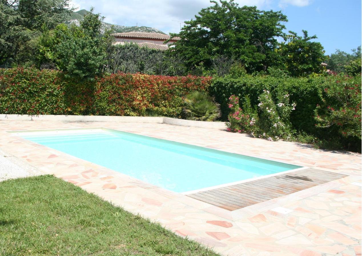 Studio indépendant à la Villa Garlaban 3 étoiles Gémenos Exterior foto