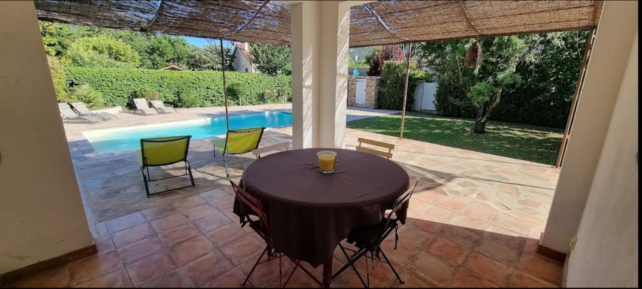 Studio indépendant à la Villa Garlaban 3 étoiles Gémenos Exterior foto