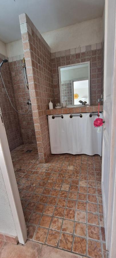 Studio indépendant à la Villa Garlaban 3 étoiles Gémenos Exterior foto